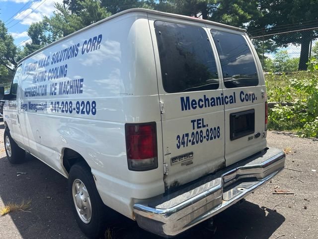 Used 2011 Ford E-250 and Econoline 250 w/ Commercial Cargo Van Pkg RWD image 3