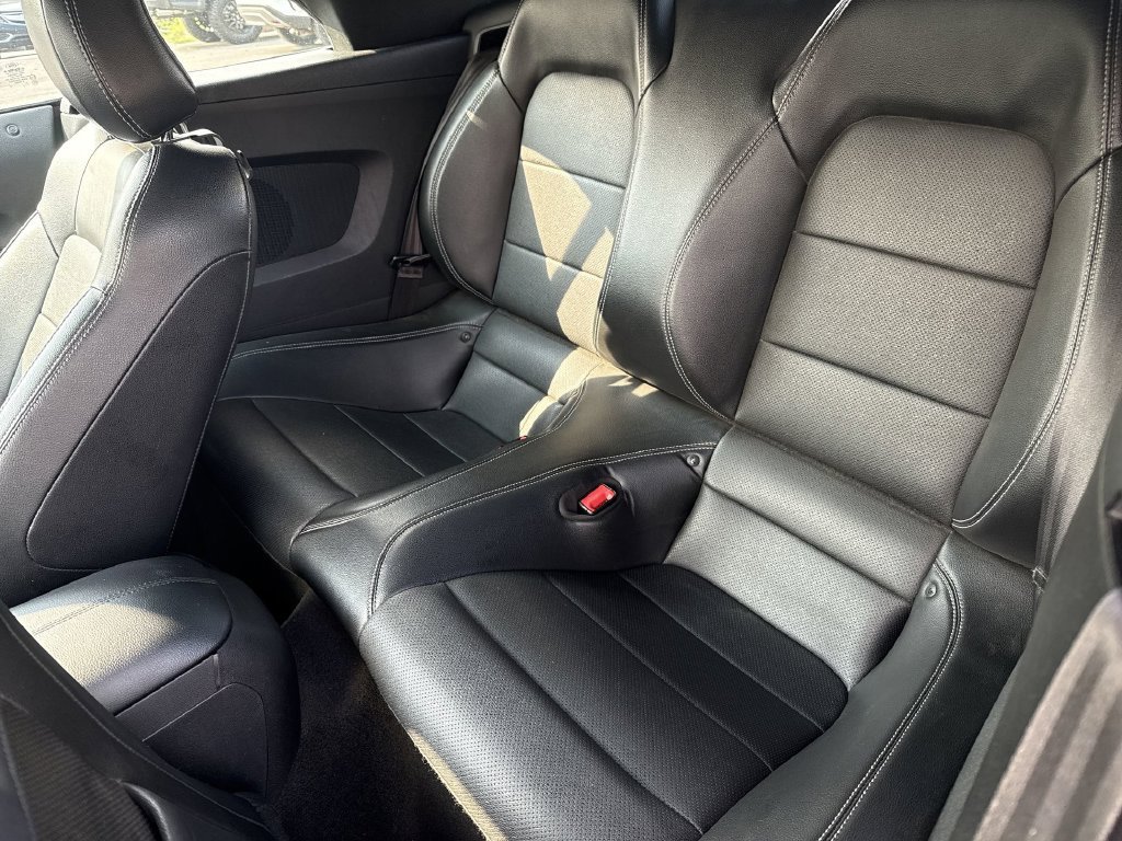 Used 2018 Ford Mustang Premium RWD image 20