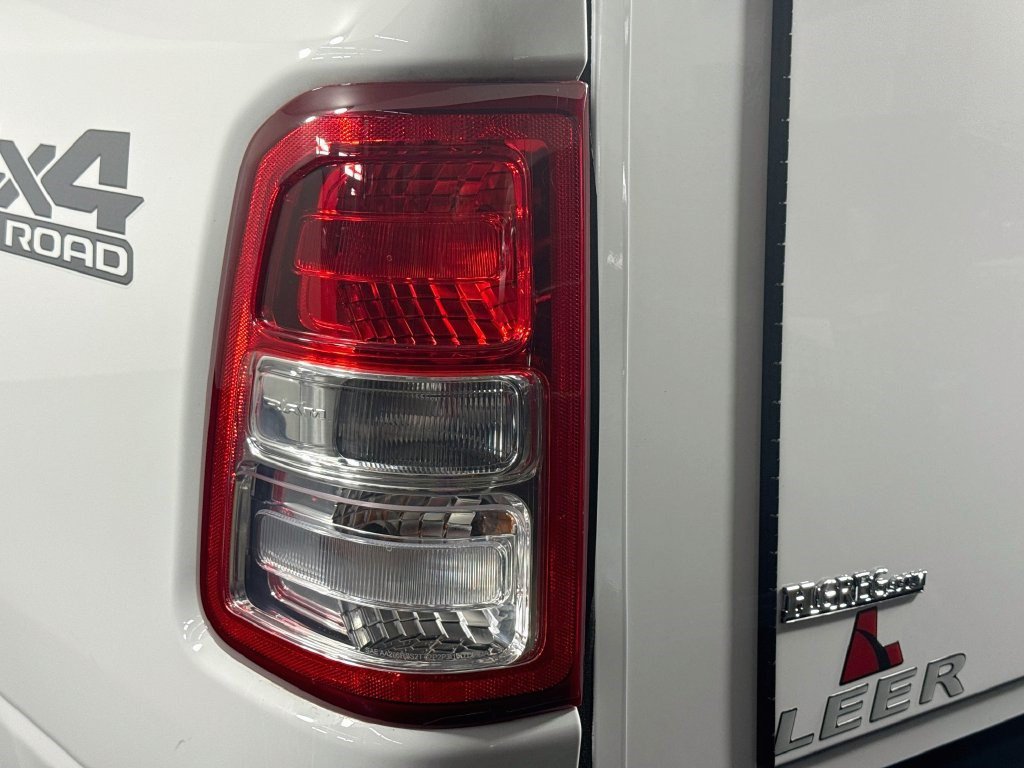 Used 2023 RAM 1500 Big Horn AWD/4WD image 35