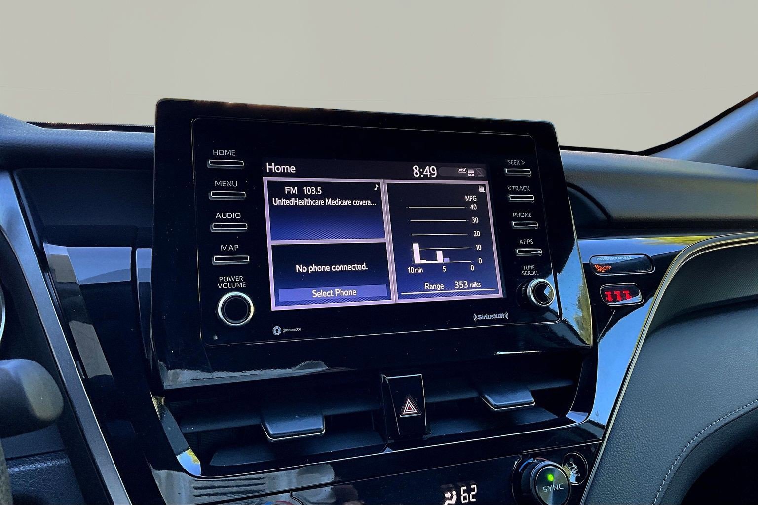 Used 2023 Toyota Camry LE FWD image 10