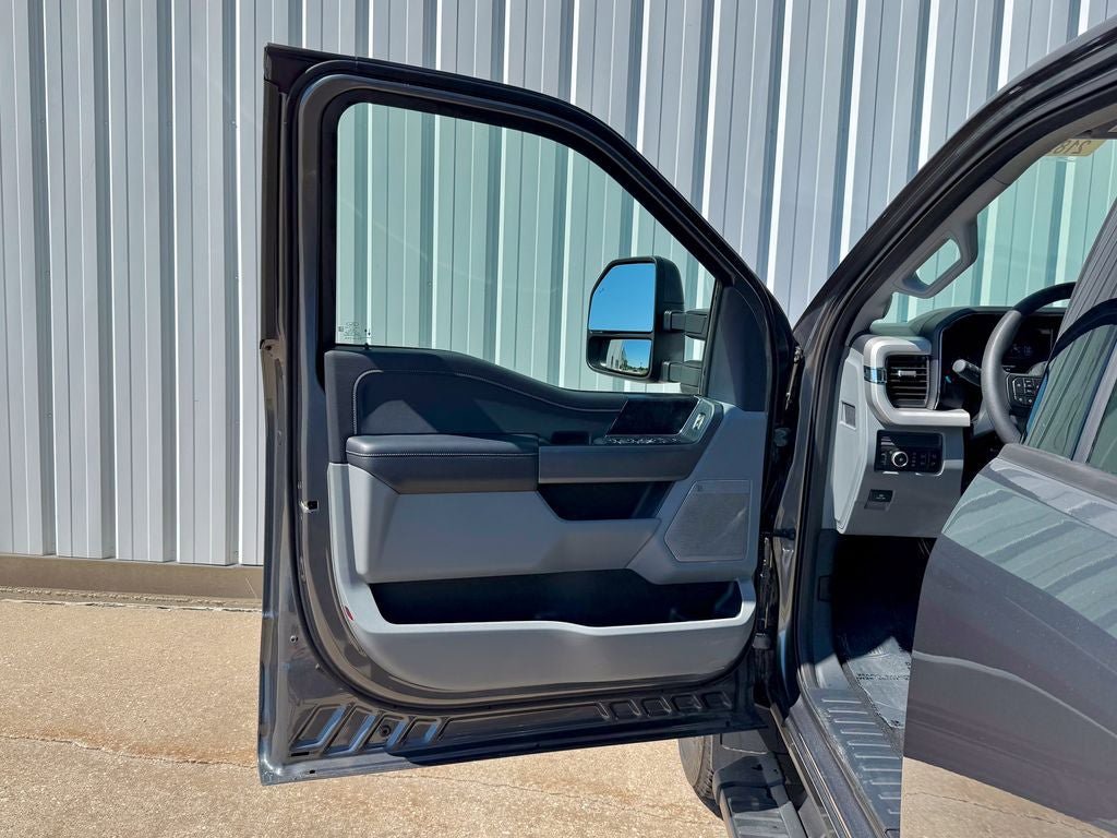 New 2026 Ford F350 XLT w/ XLT Premium Package AWD/4WD image 14