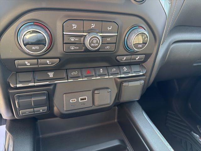 Used 2023 Chevrolet Silverado 2500 LT w/ Convenience Package image 19