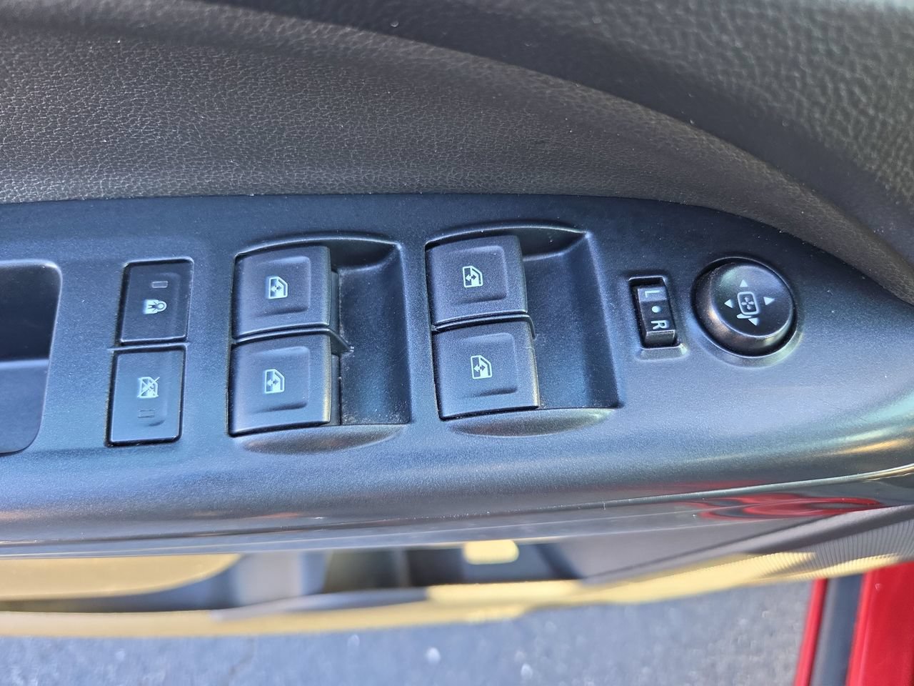 Used 2021 GMC Canyon AT4 w/ Driver Alert Package AWD/4WD image 18