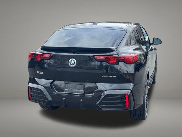 Used 2025 BMW X2 xDrive28i w/ M Sport Package image 5