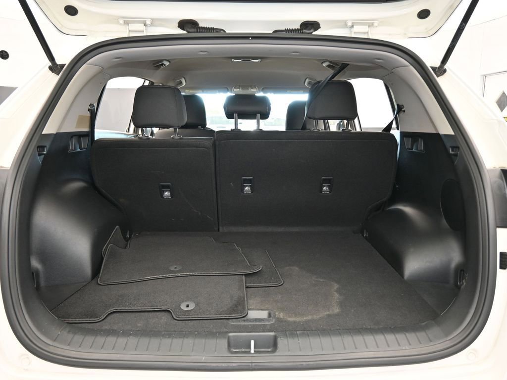 Used 2020 Kia Sportage LX image 32