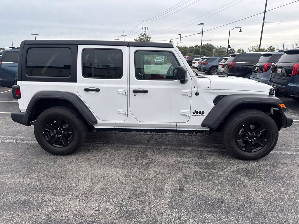 Used 2023 Jeep Wrangler Unlimited Sport AWD/4WD image 2