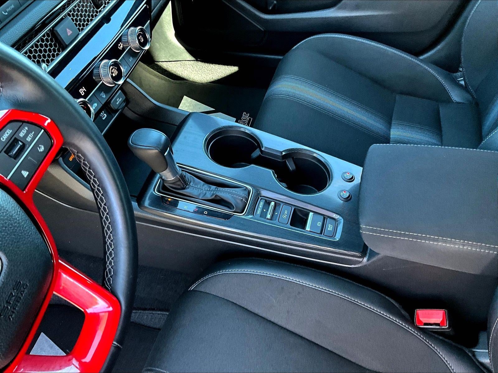 Used 2025 Honda Civic Sport image 17