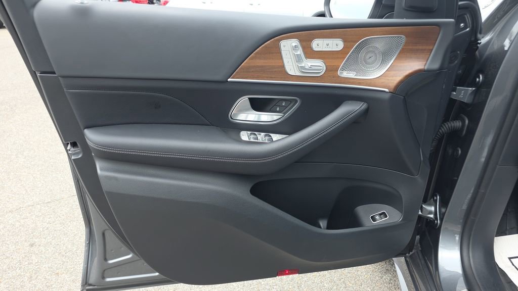 Certified 2025 Mercedes-Benz GLE 350 4MATIC image 11