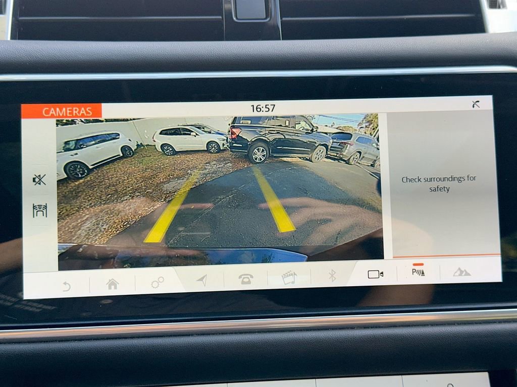 Used 2020 Land Rover Range Rover Sport HST image 15