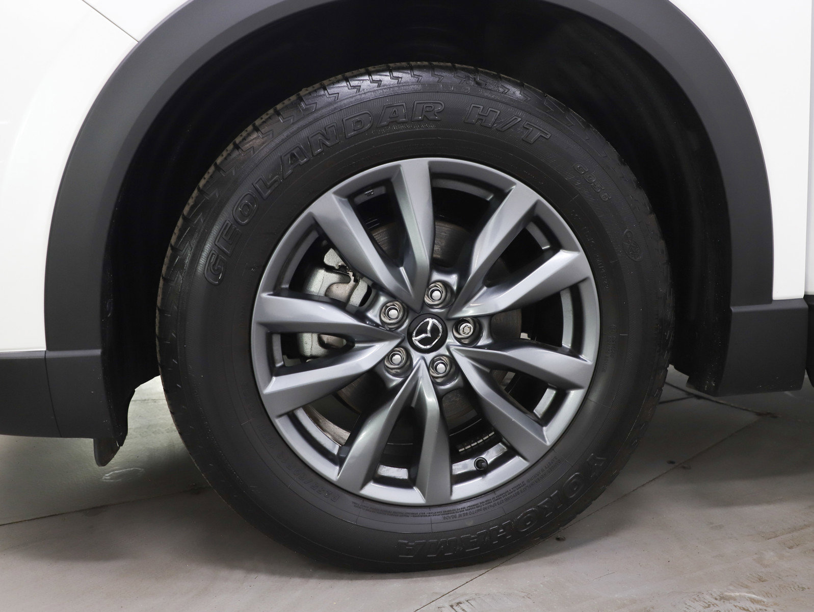 Used 2023 MAZDA CX-9 Touring image 34