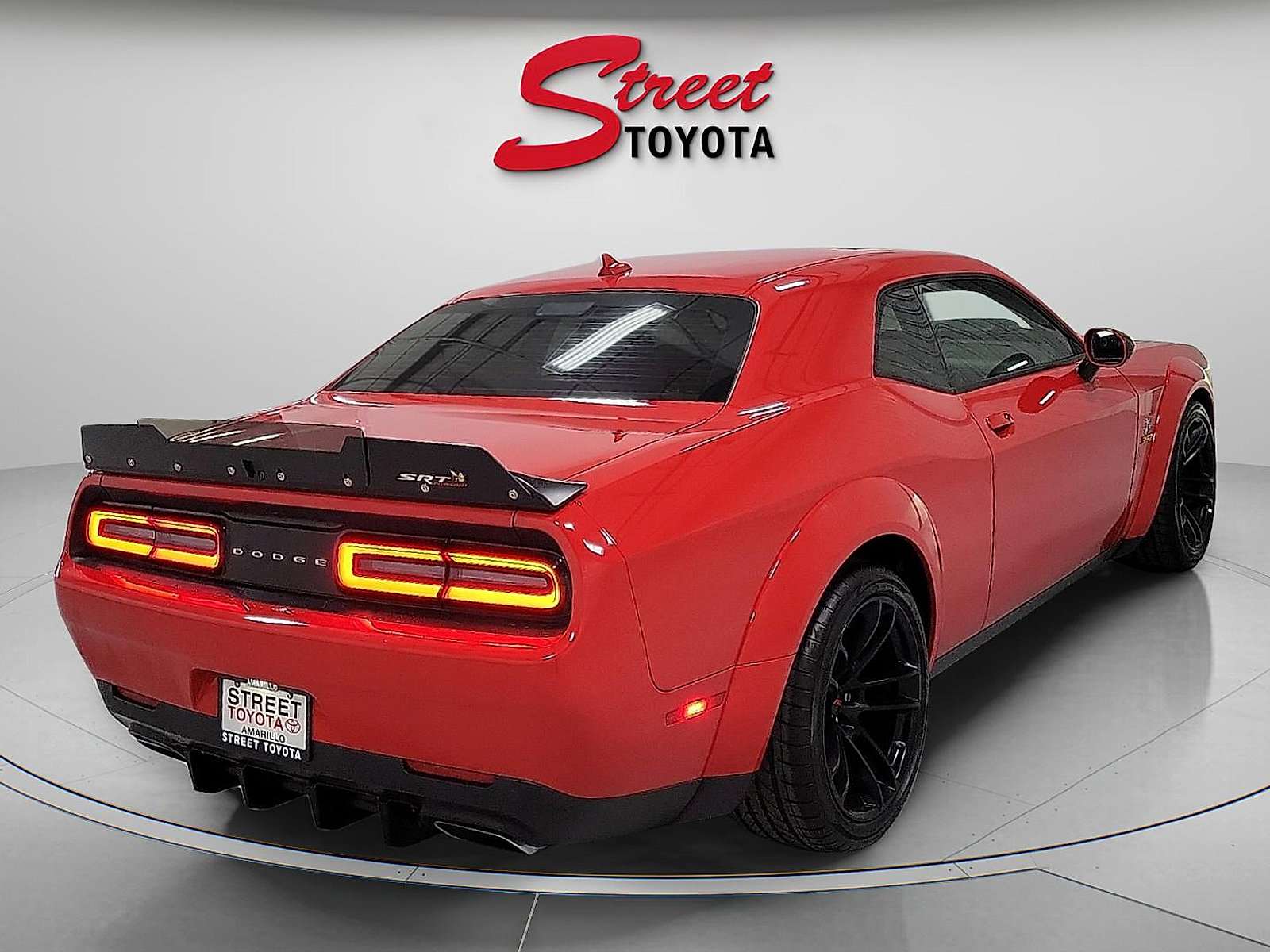 Used 2021 Dodge Challenger R/T Scat Pack image 4