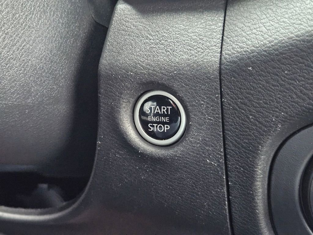 Used 2024 Nissan Frontier SV w/ SV Convenience Package image 17