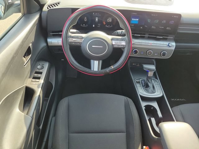 Used 2025 Hyundai Kona SE AWD/4WD image 9