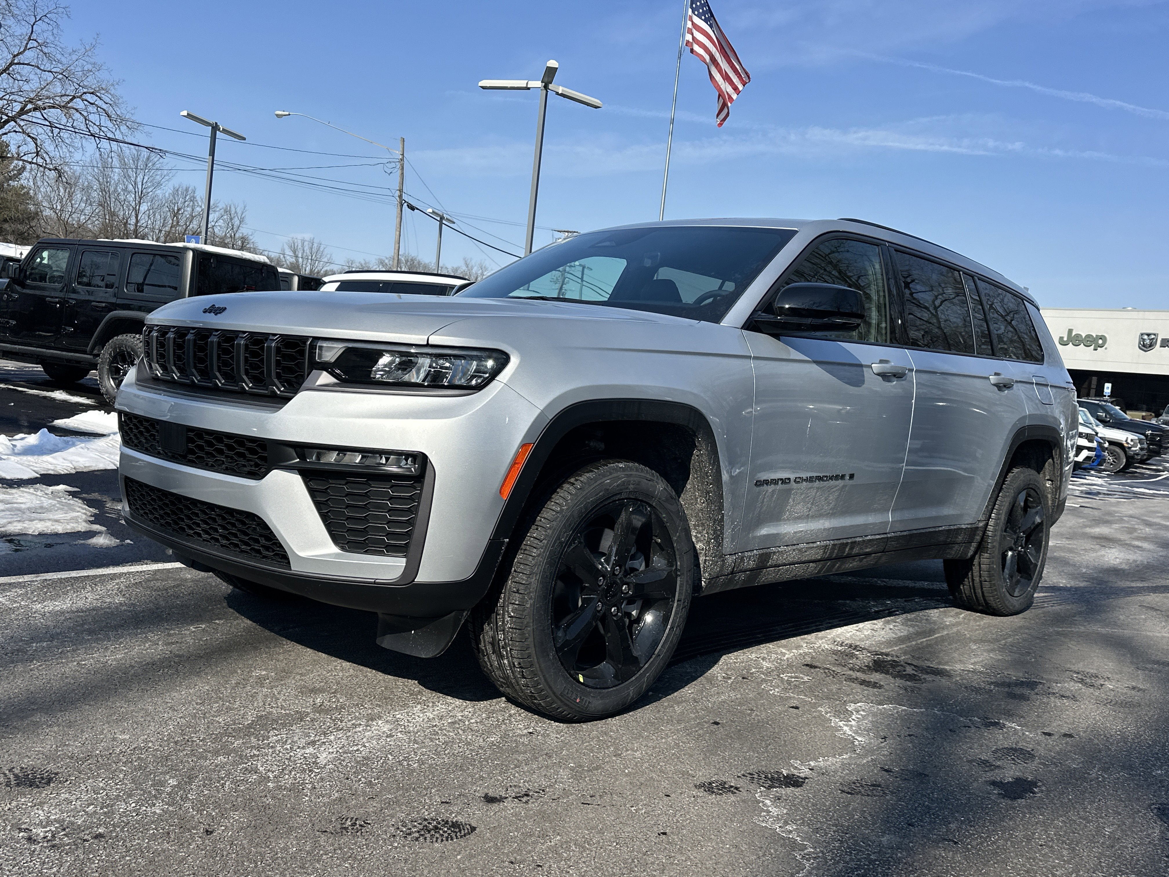 New 2026 Jeep Grand Cherokee L Limited w/ Limited Altitude Package image 26