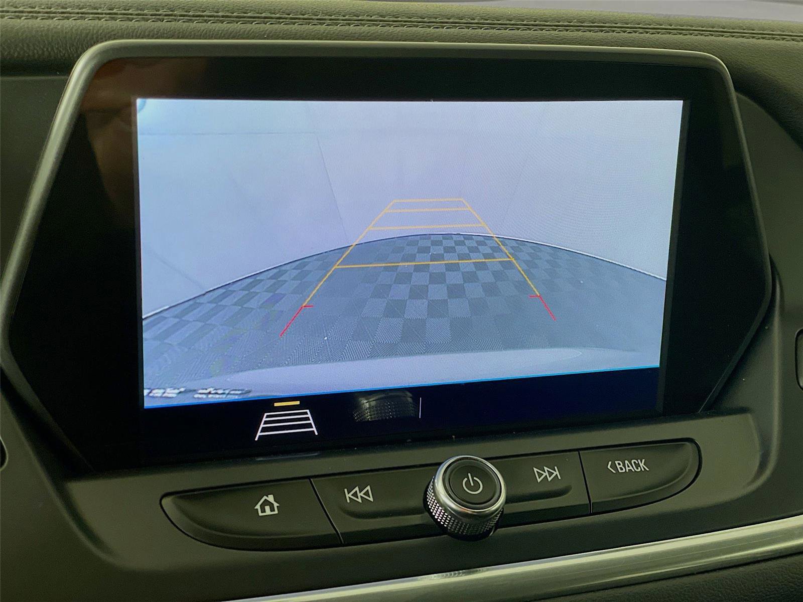 Used 2020 Chevrolet Blazer LT image 16