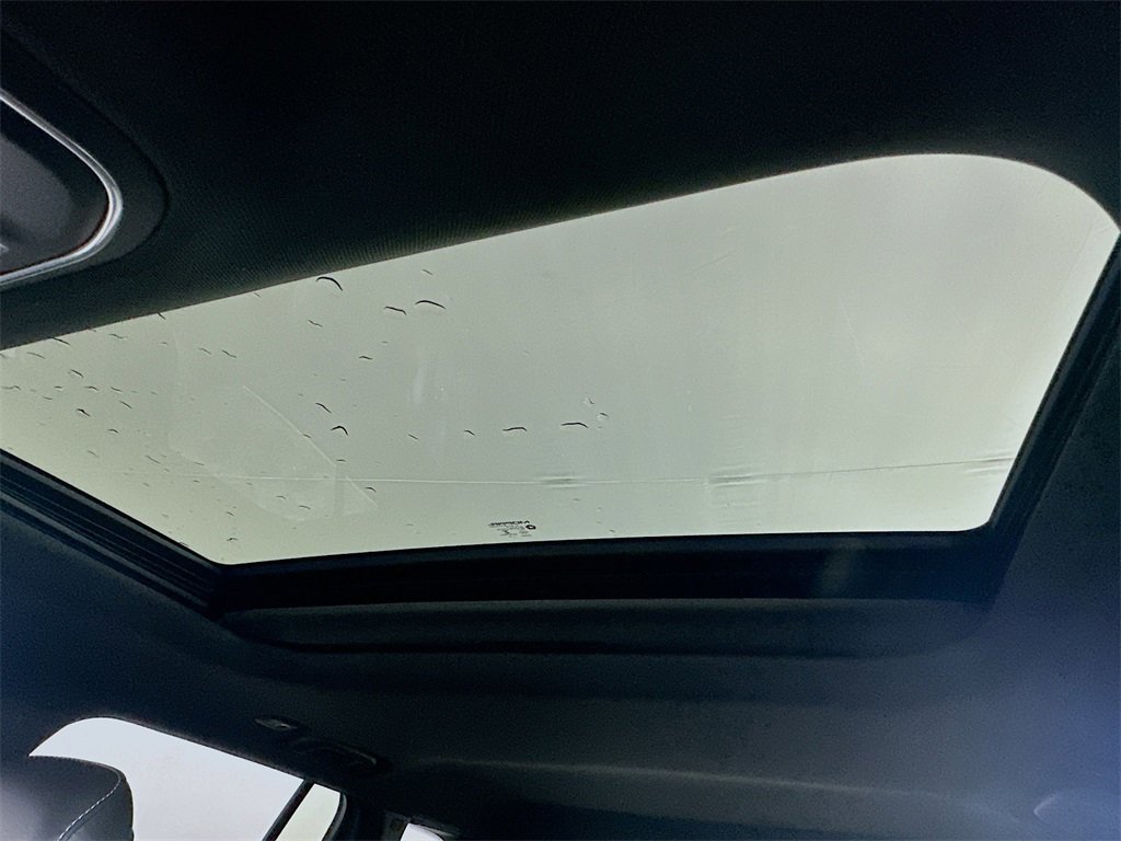 New 2025 Jeep Grand Cherokee Altitude image 14