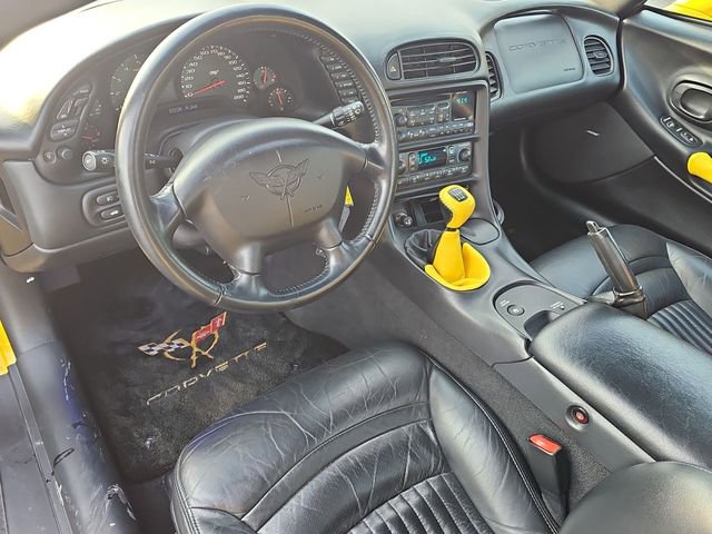 Used 2003 Chevrolet Corvette Convertible w/ Preferred Equipment Group1 image 11