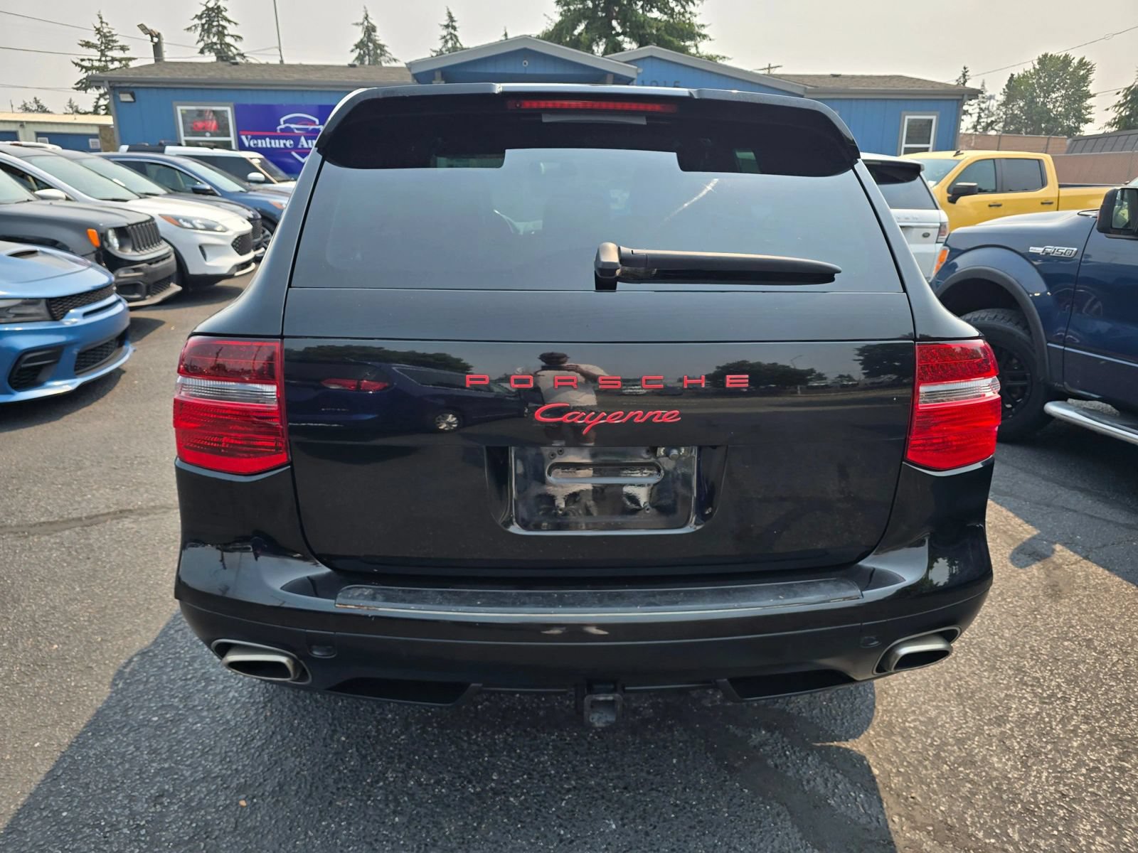 Used 2010 Porsche Cayenne AWD/4WD image 5