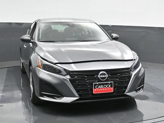 Used 2025 Nissan Altima 2.5 S FWD image 6