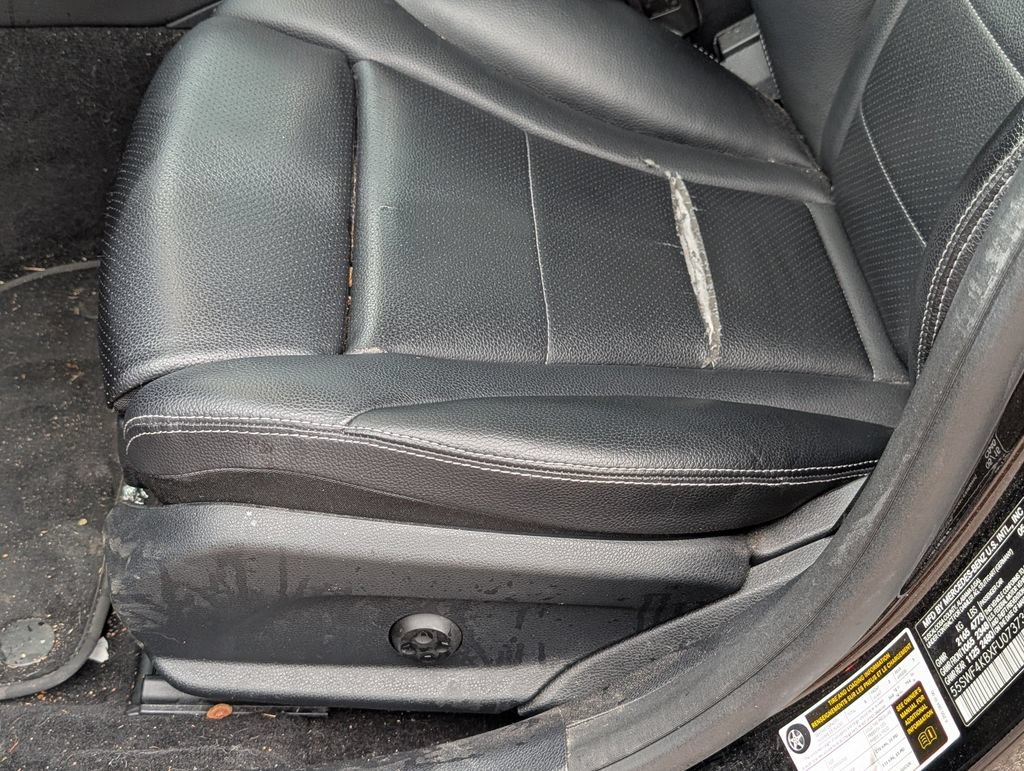 Used 2015 Mercedes-Benz C 300 4MATIC Sedan image 20