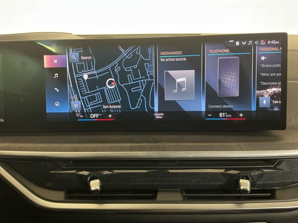 Certified 2023 BMW X7 xDrive40i w/ Premium Package image 11