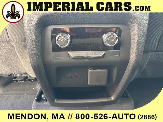 New 2026 Chevrolet Traverse LT image 15