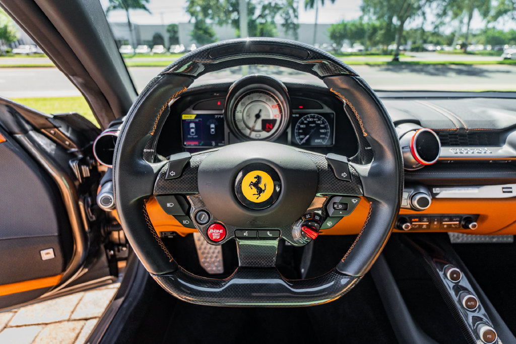 Used 2019 Ferrari 812 Superfast RWD image 20