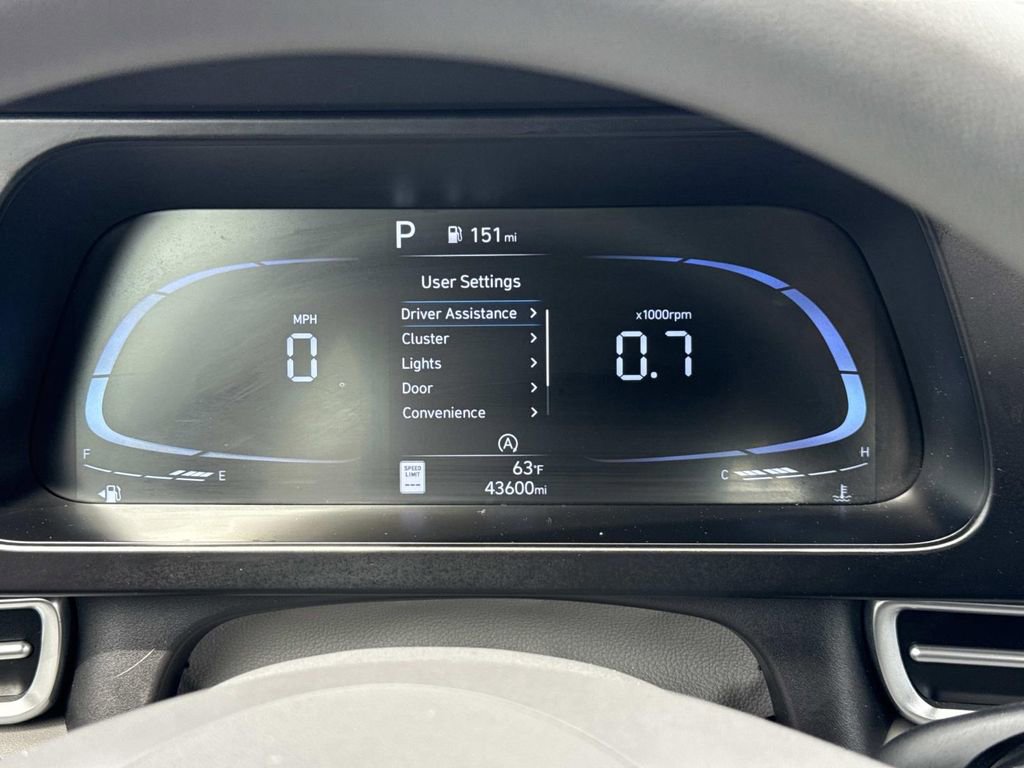 Used 2024 Hyundai Elantra SE FWD image 11