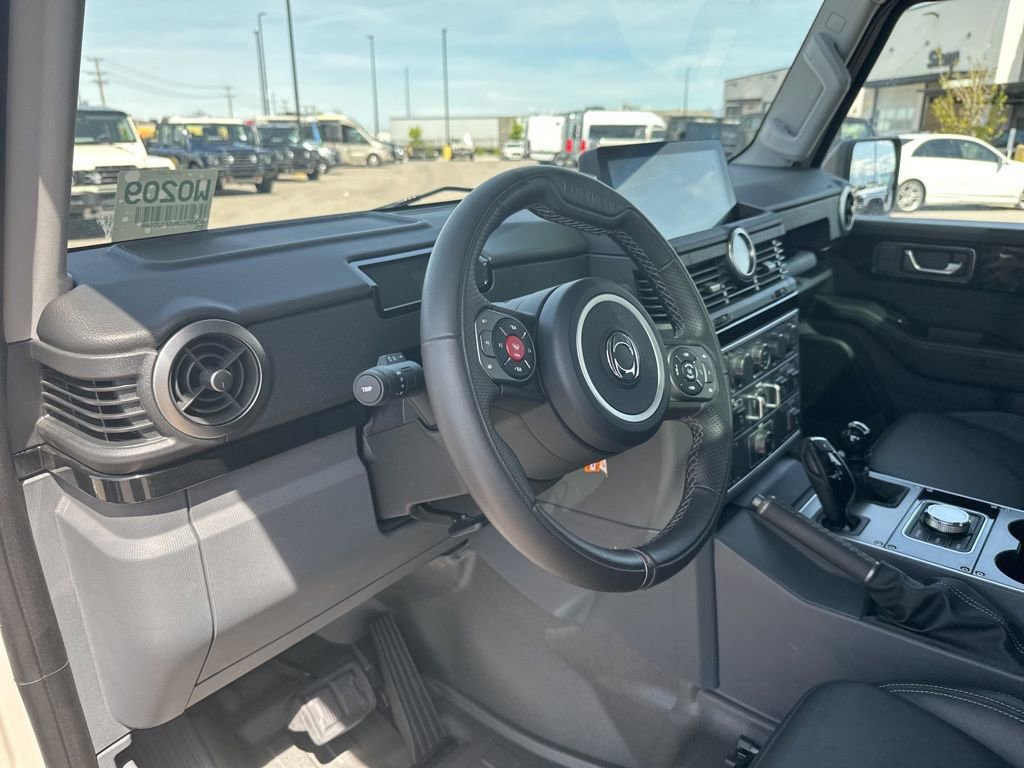 Used 2025 INEOS Grenadier Fieldmaster Edition image 14