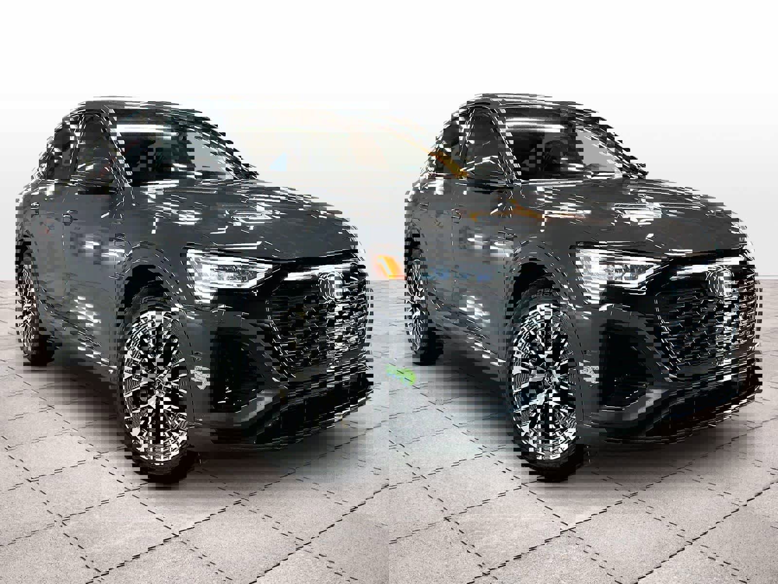 Certified 2024 Audi Q8 e-tron Prestige w/ Prestige Package image 2