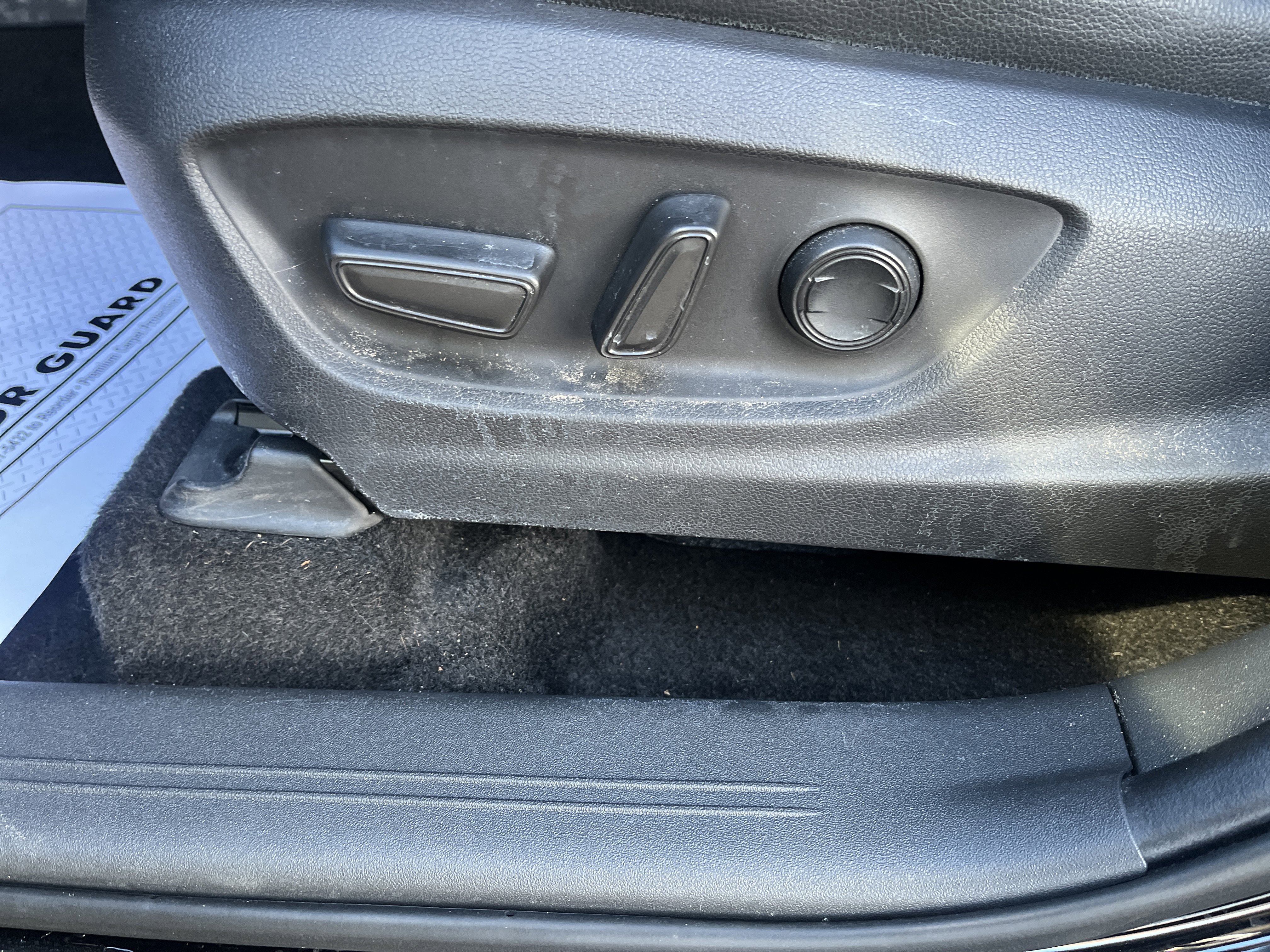 Used 2023 Subaru Solterra AWD image 10