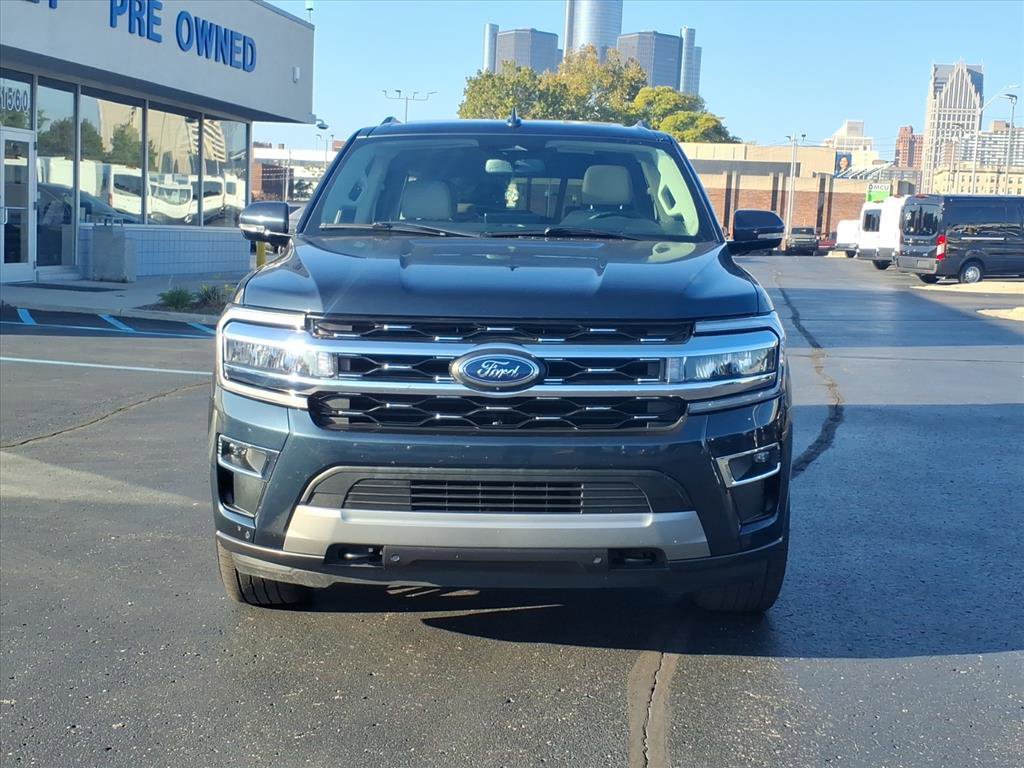 Used 2022 Ford Expedition Max Limited image 2
