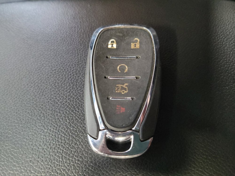 Used 2025 Chevrolet Malibu LS w/ Driver Confidence Package FWD image 32