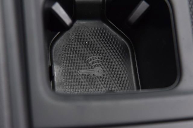 New 2026 Volkswagen Tiguan SE R-Line image 16