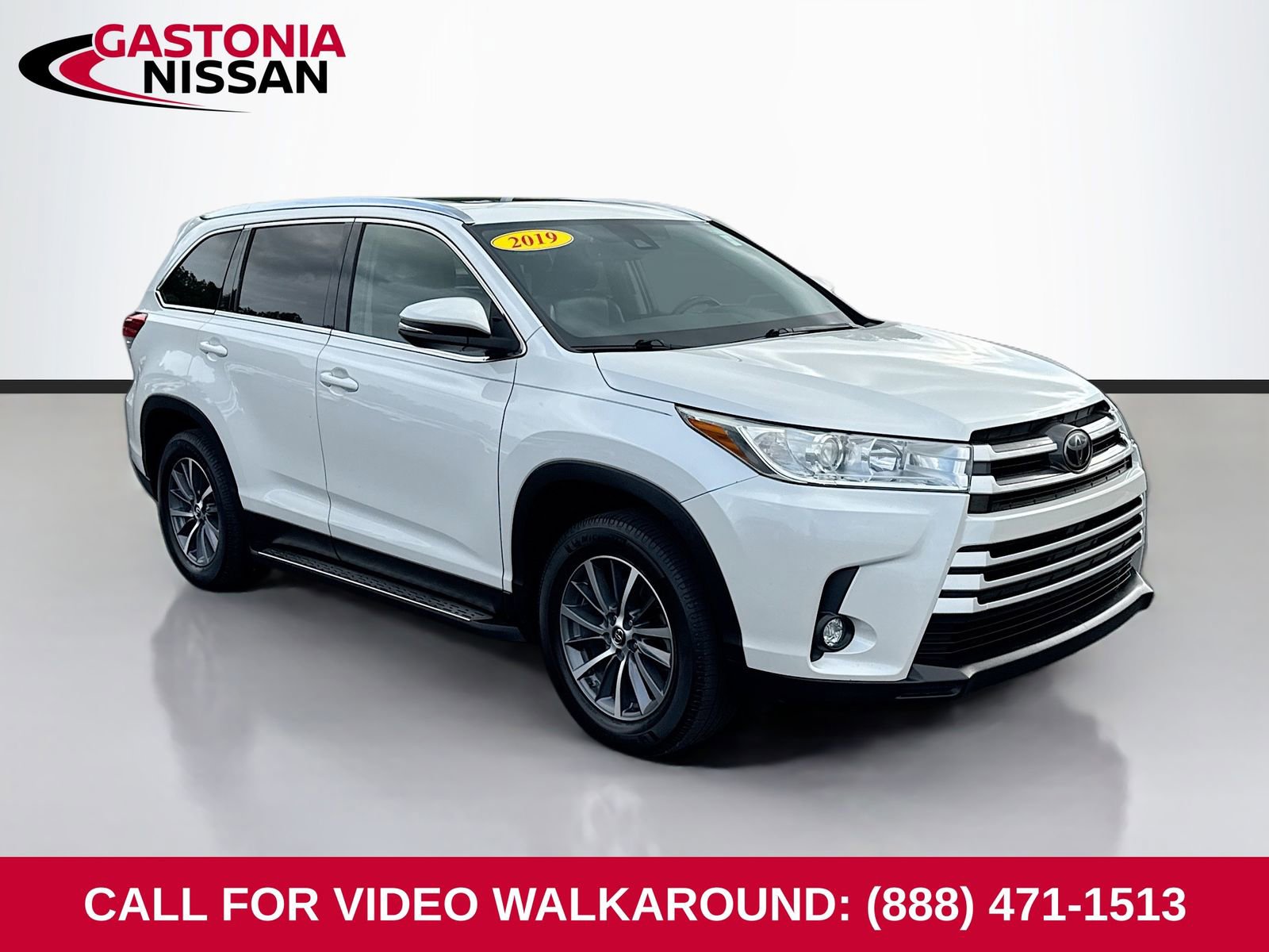 Used 2019 Toyota Highlander XLE FWD 360° Tour