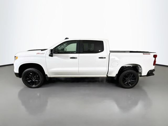 Used 2025 Chevrolet Silverado 1500 LT Trail Boss w/ Convenience Package II AWD/4WD image 4