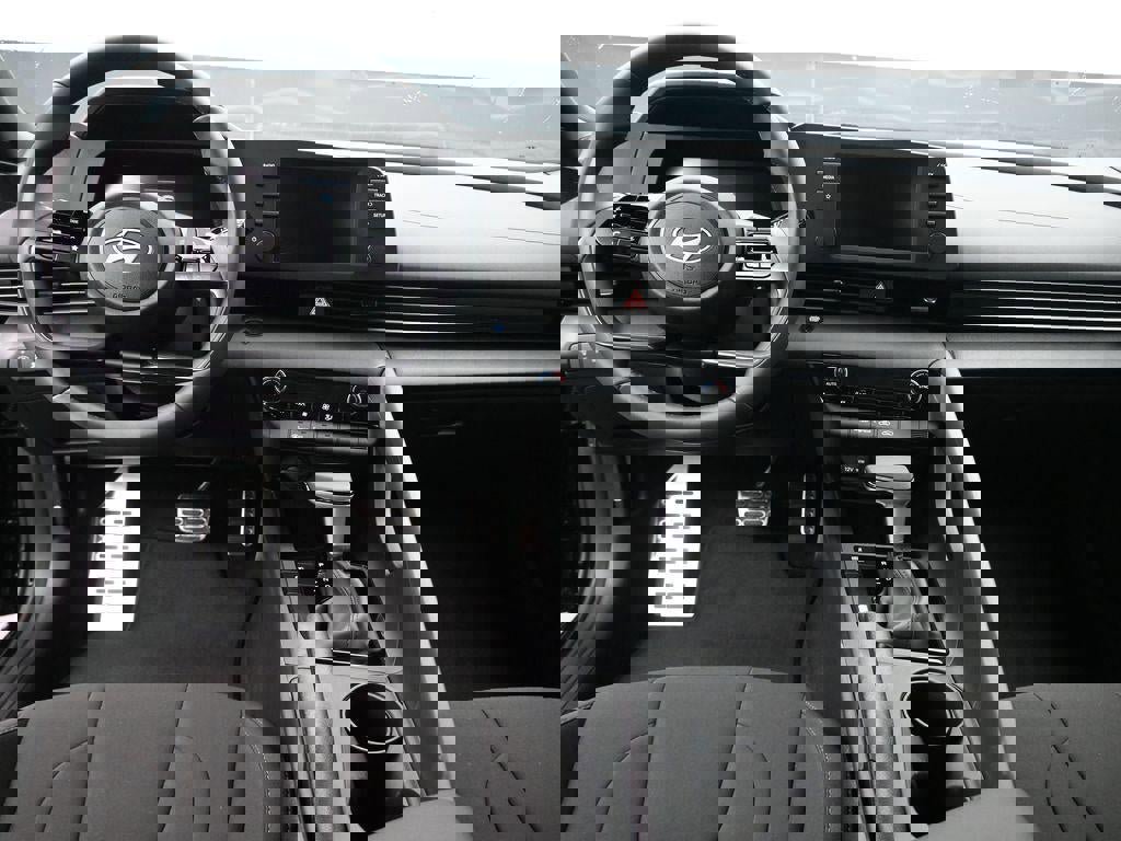 New 2026 Hyundai Elantra Sport image 10