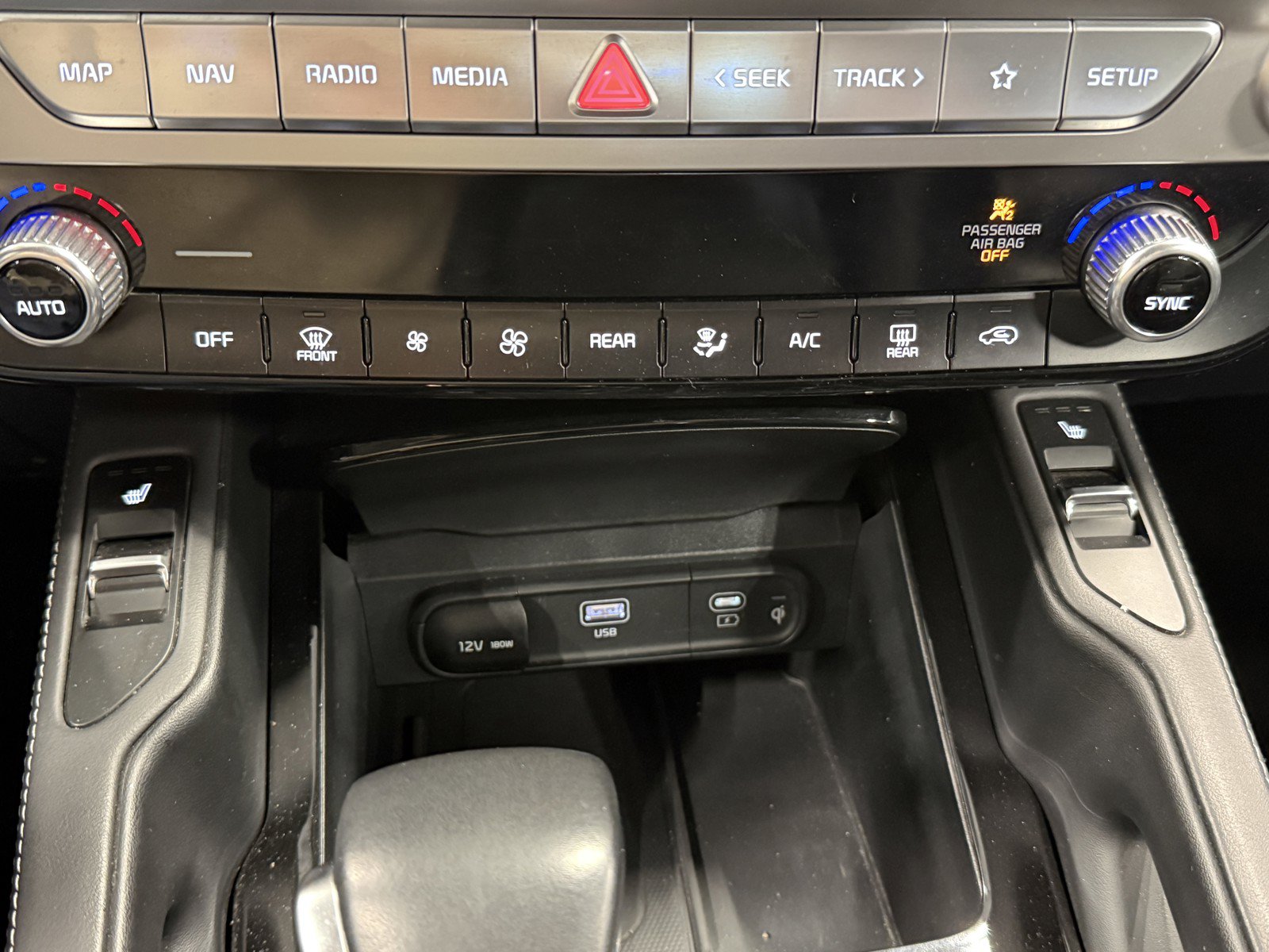 Used 2023 Kia Telluride EX AWD/4WD image 18