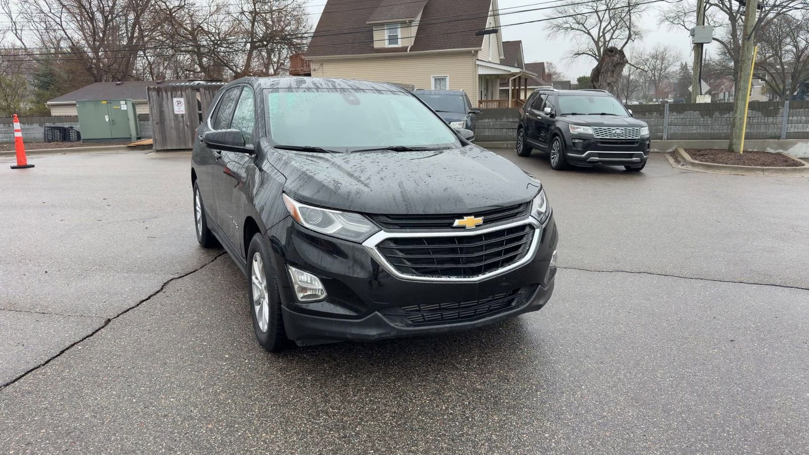 Used 2020 Chevrolet Equinox LT image 2