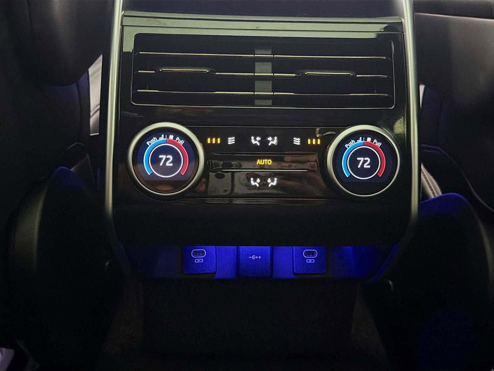 Certified 2023 Land Rover Range Rover SE image 51