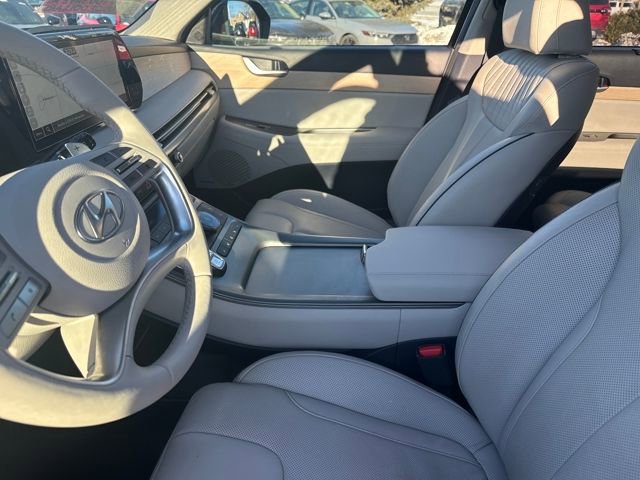 Used 2023 Hyundai Palisade Limited image 13