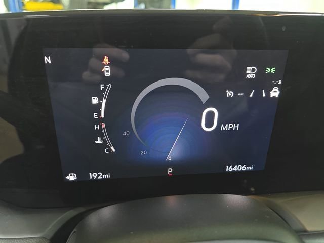 Used 2024 Buick Encore GX Avenir w/ Avenir Technology Package image 21