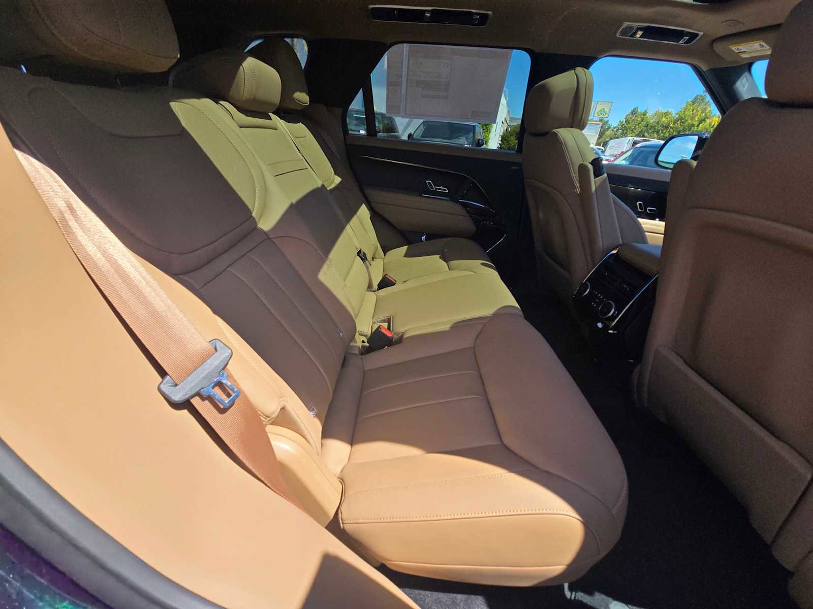 New 2025 Land Rover Range Rover Sport SE image 14