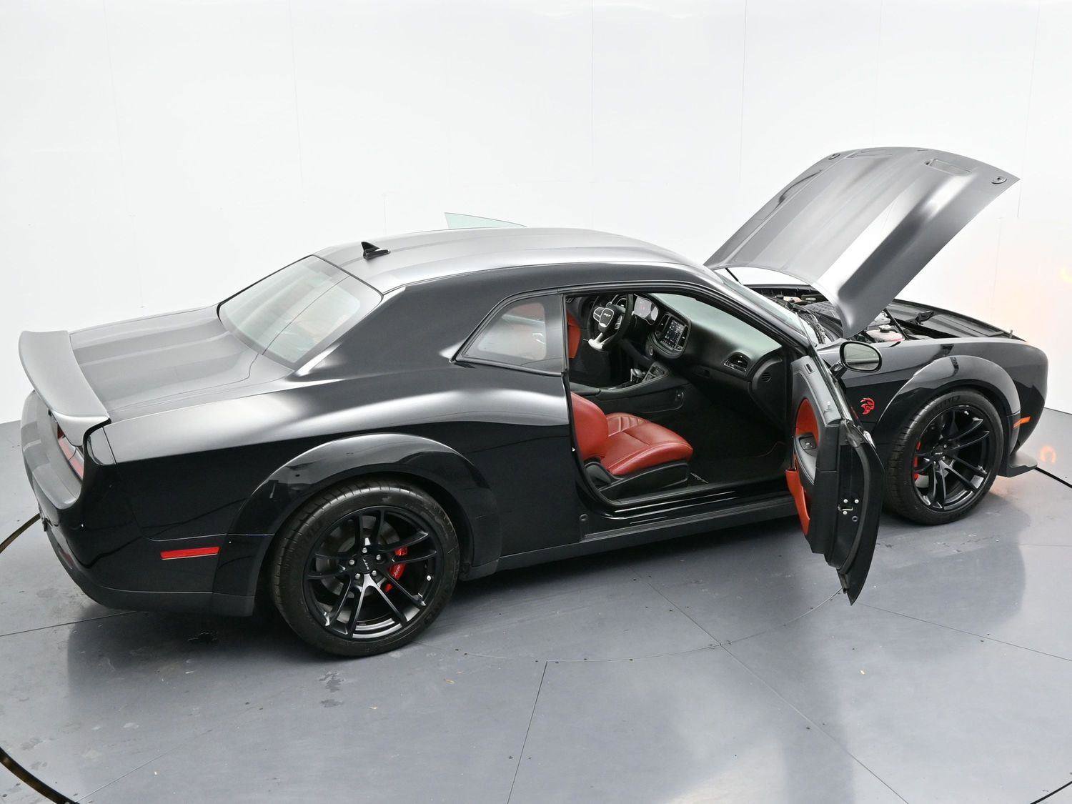 Used 2022 Dodge Challenger SRT Hellcat image 40