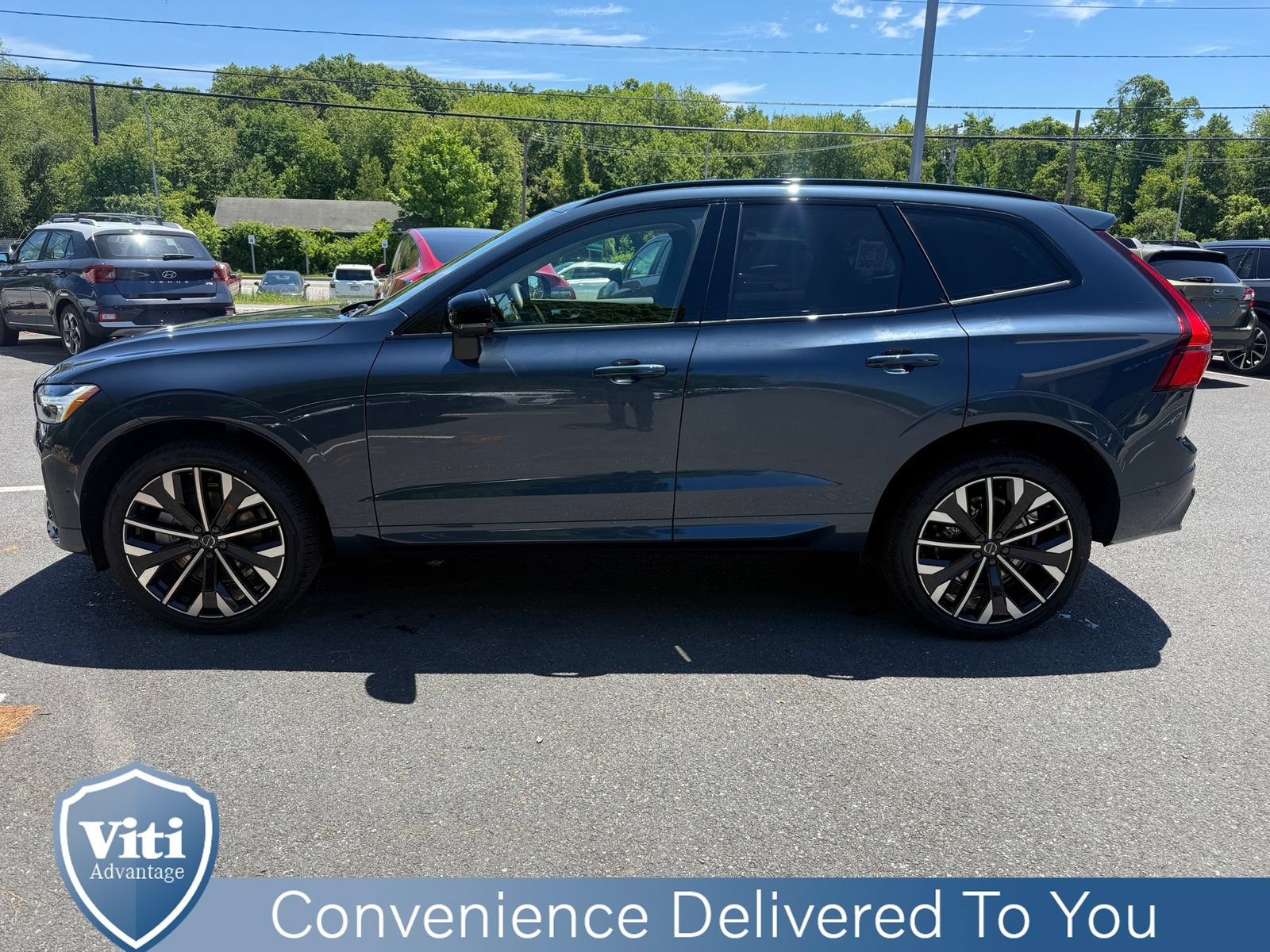 New 2026 Volvo XC60 B5 Ultra w/ Protection Package Premier AWD/4WD image 5
