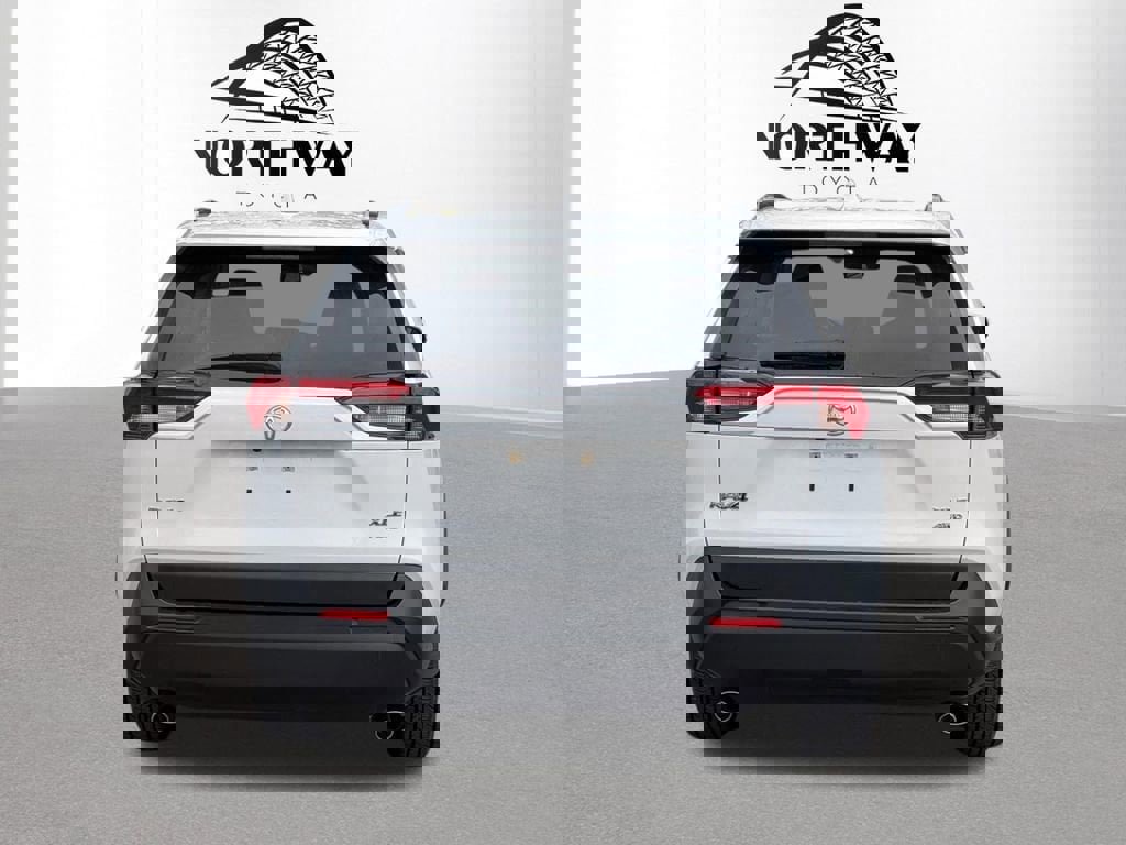 Used 2019 Toyota RAV4 XLE w/ Convenience Package AWD/4WD image 5