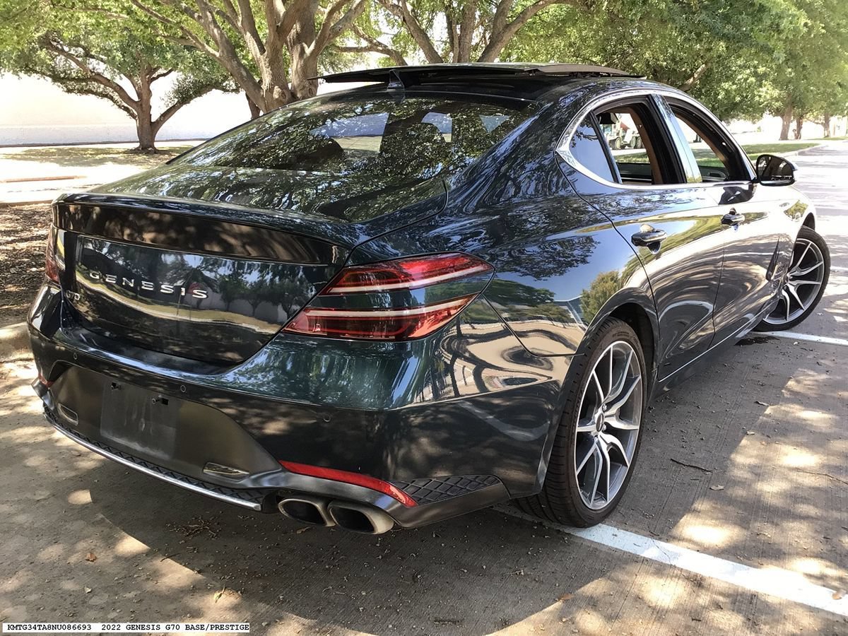 Used 2022 Genesis G70 2.0T w/ Prestige Package RWD image 5
