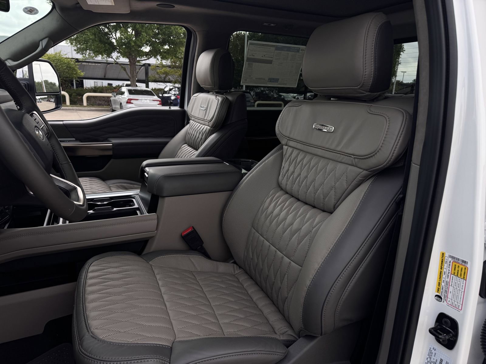 New 2026 Ford F250 Platinum image 25