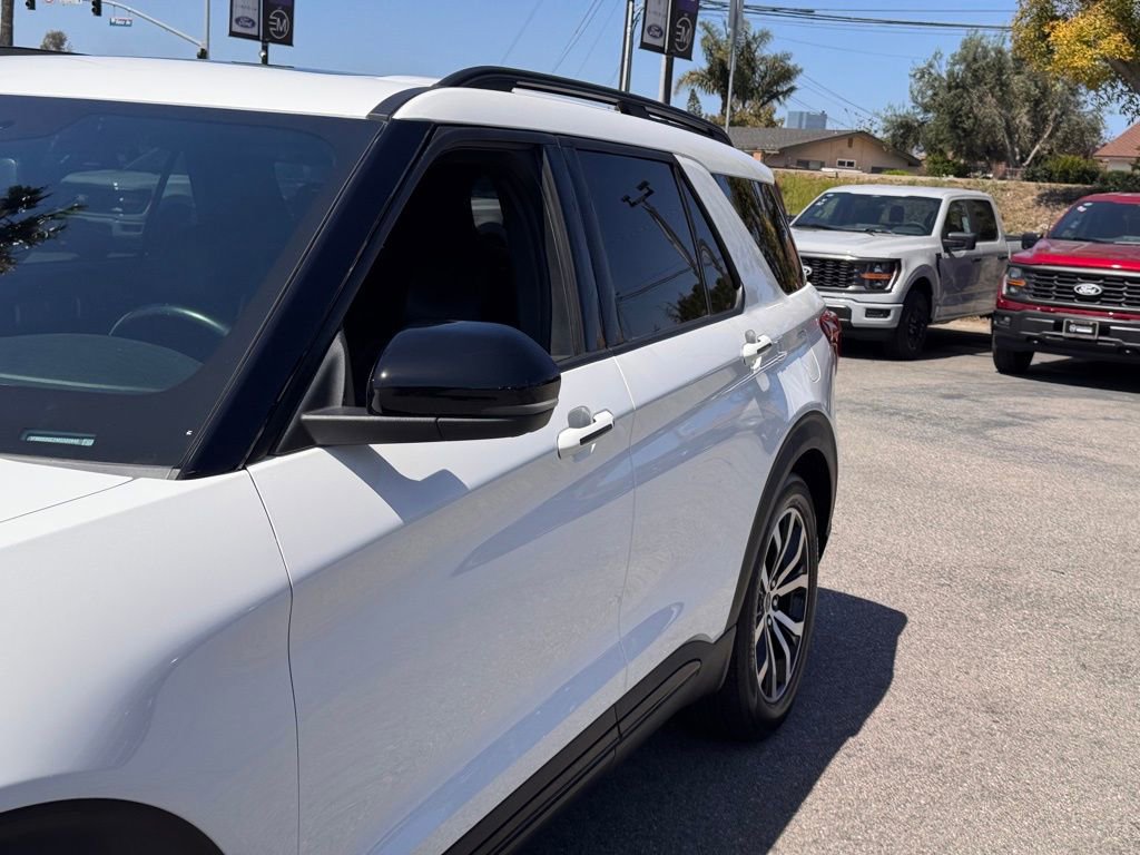 Used 2021 Ford Explorer ST w/ Equipment Group 401A AWD/4WD image 9
