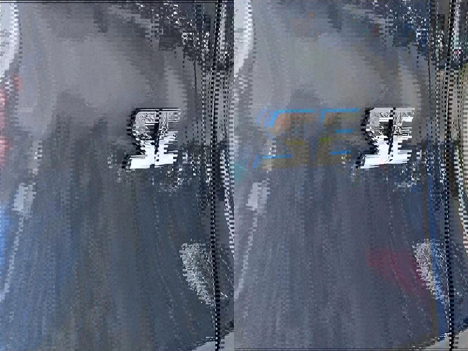 Used 2023 Toyota RAV4 SE w/ Weather & Moonroof Package image 29